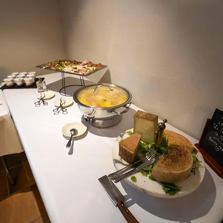 Restaurant Le Madame * La Ferriere (Isere)