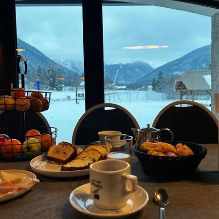 Hotel Restaurant Le Madame *
