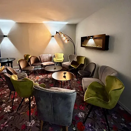 Hotel Restaurant Le Madame La Ferrière