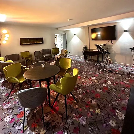 Hotel Restaurant Le Madame