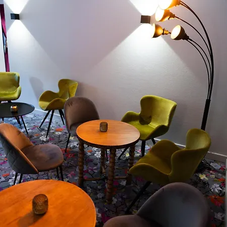 Hotel Restaurant Le Madame *