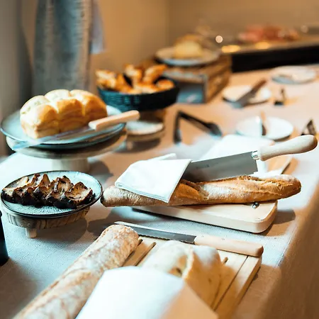 Hotel Restaurant Le Madame La Ferrière